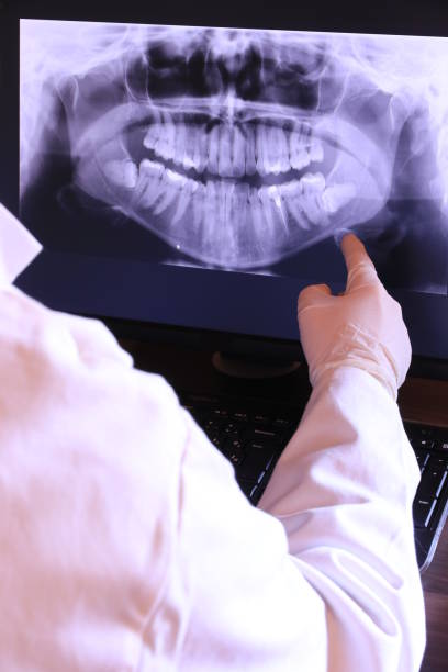 Best Same-Day Emergency Dentist in Three Oaks, FL