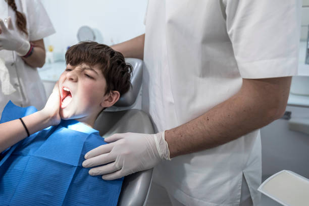 Best Pediatric Emergency Dentist in Three Oaks, FL